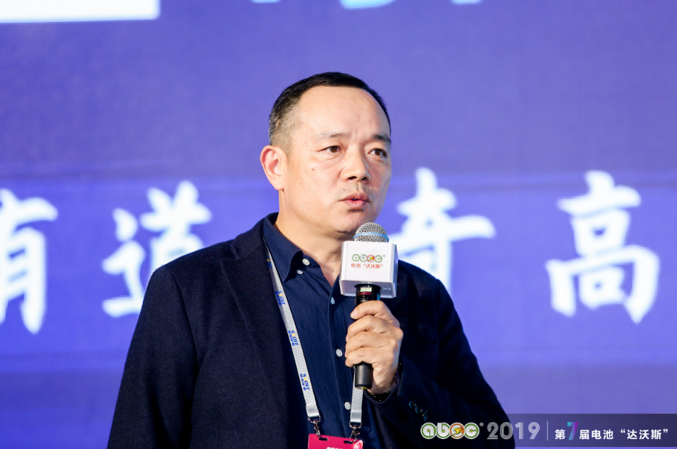 机器人技术助力电池新能源产业智能化_机器人网